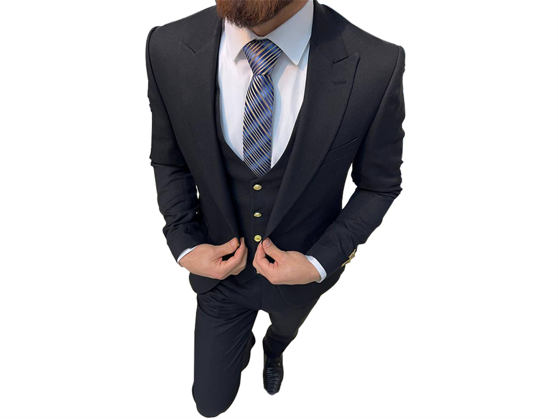 1022