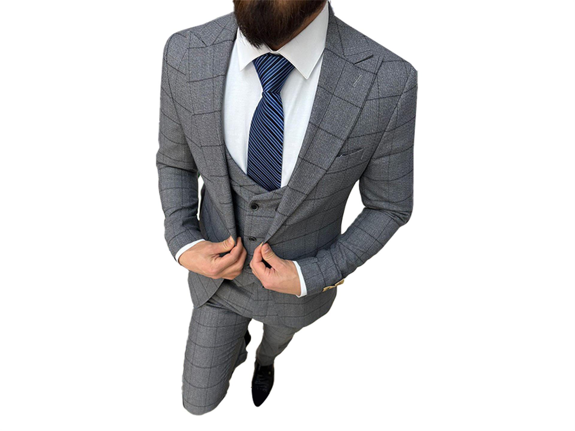 1167