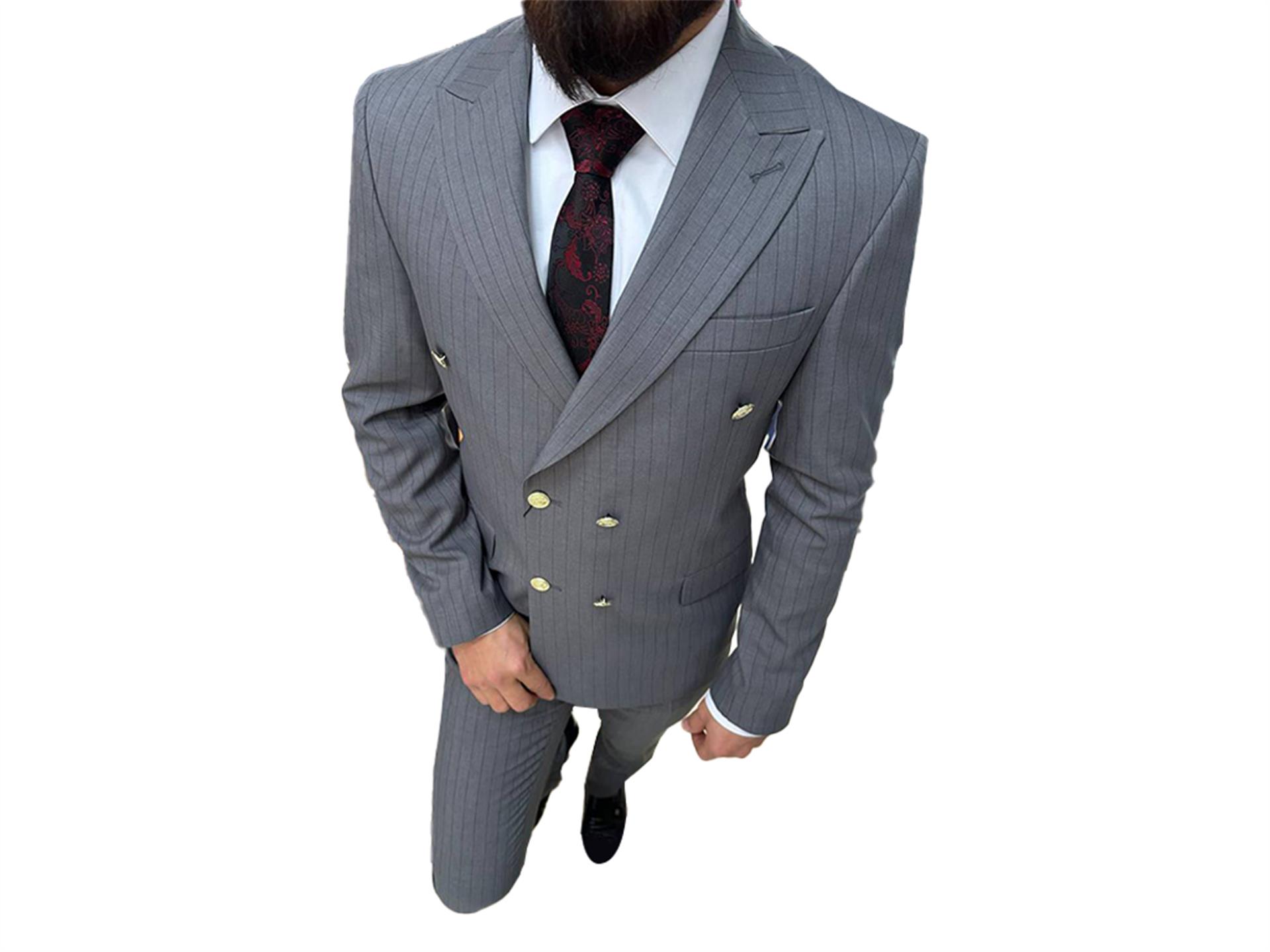 1135